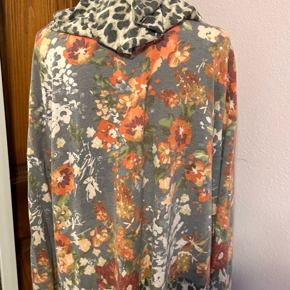 Leopard $ Floral Hoodie Top 2XL - Picture 2 of 2